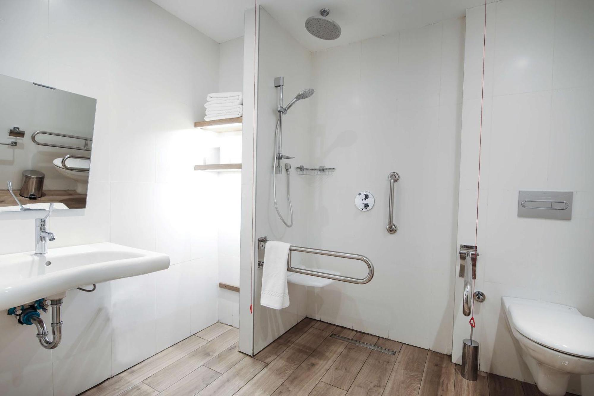 Hilton Garden Inn Ankara Cankaya Esterno foto