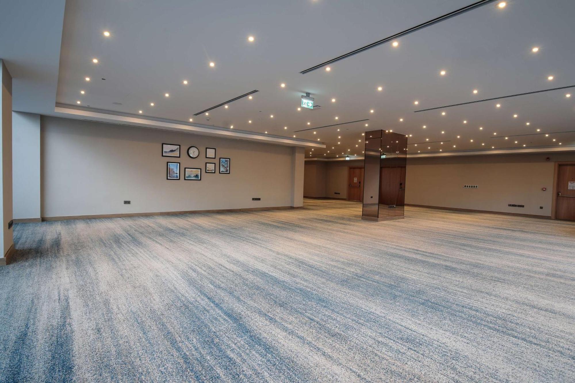 Hilton Garden Inn Ankara Cankaya Esterno foto